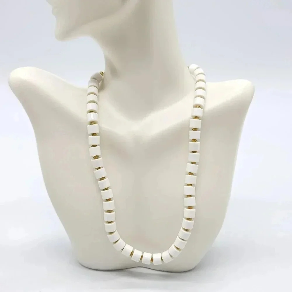 Trifari Gold Tone White Acrylic Barrel Bead Choker Adjustable Necklace Vintage
